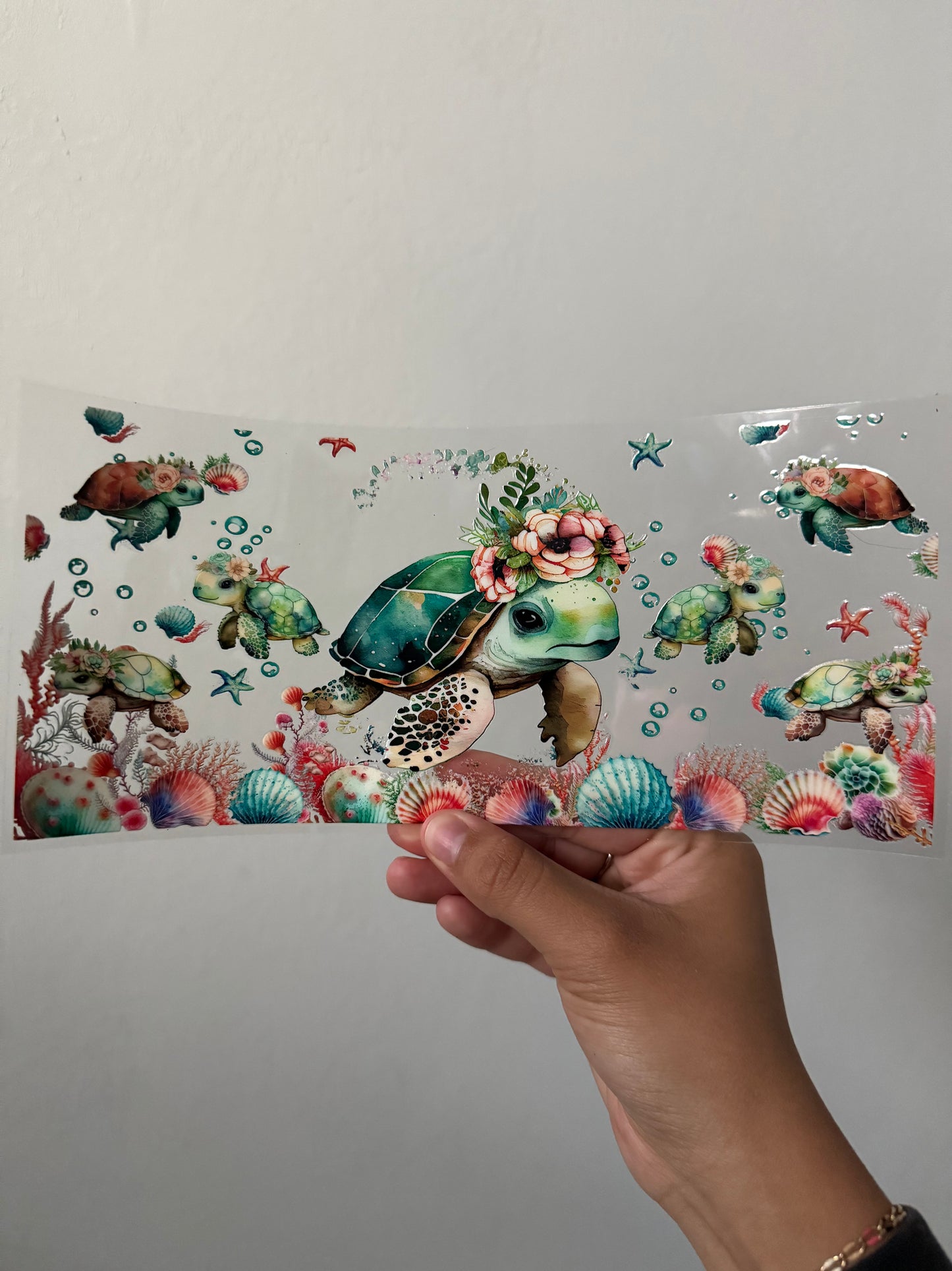 Sea turtles floral wrap