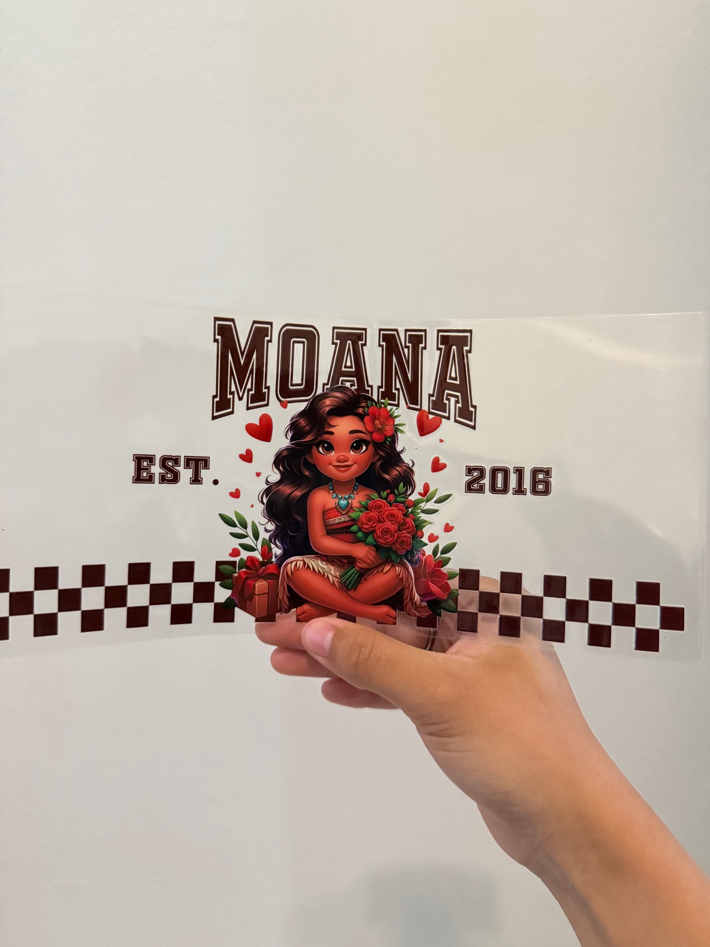 Moana Bouquet Roses Checkered Wrap