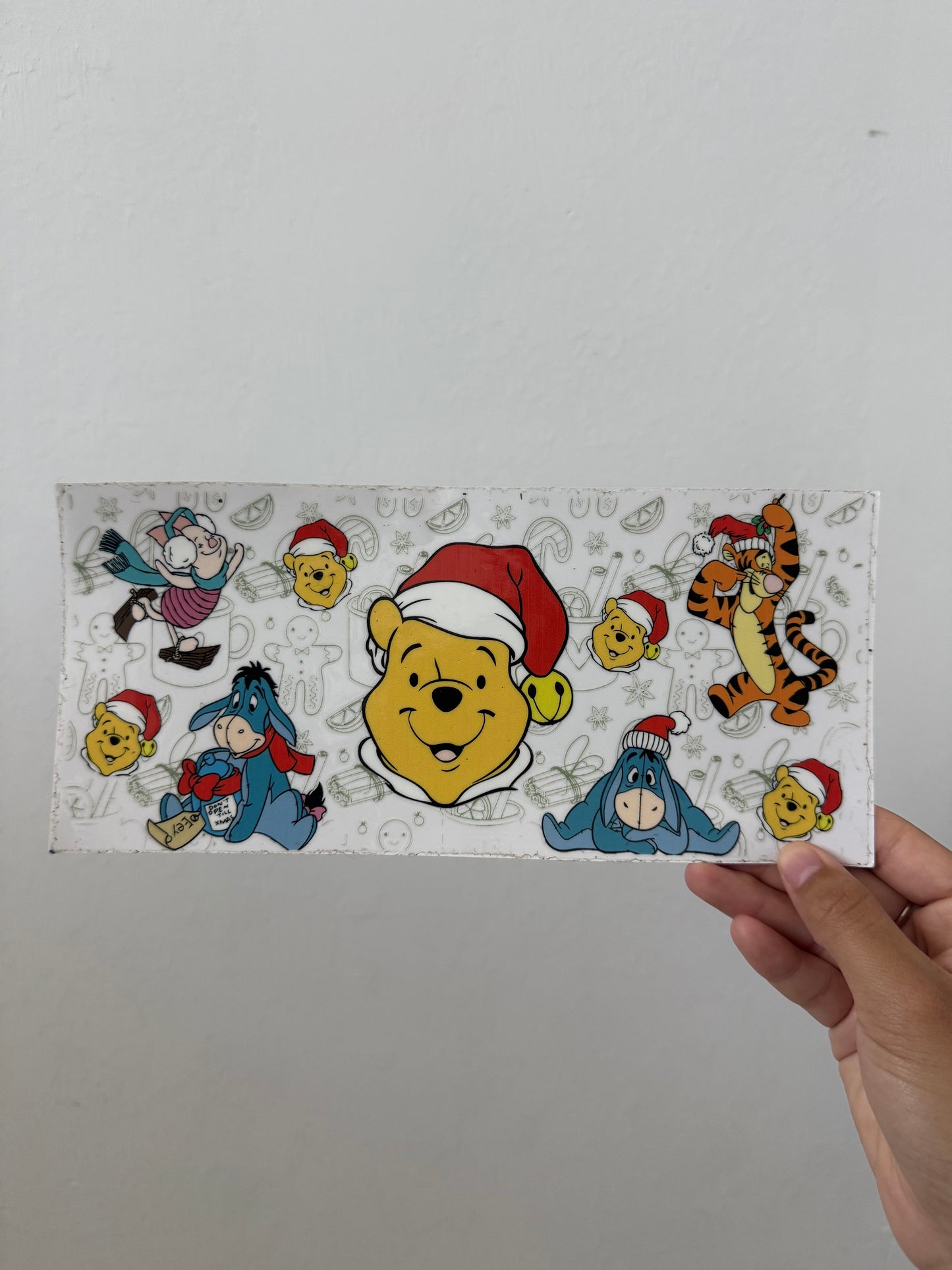 Christmas Winnie the Pooh Doodles Wrap