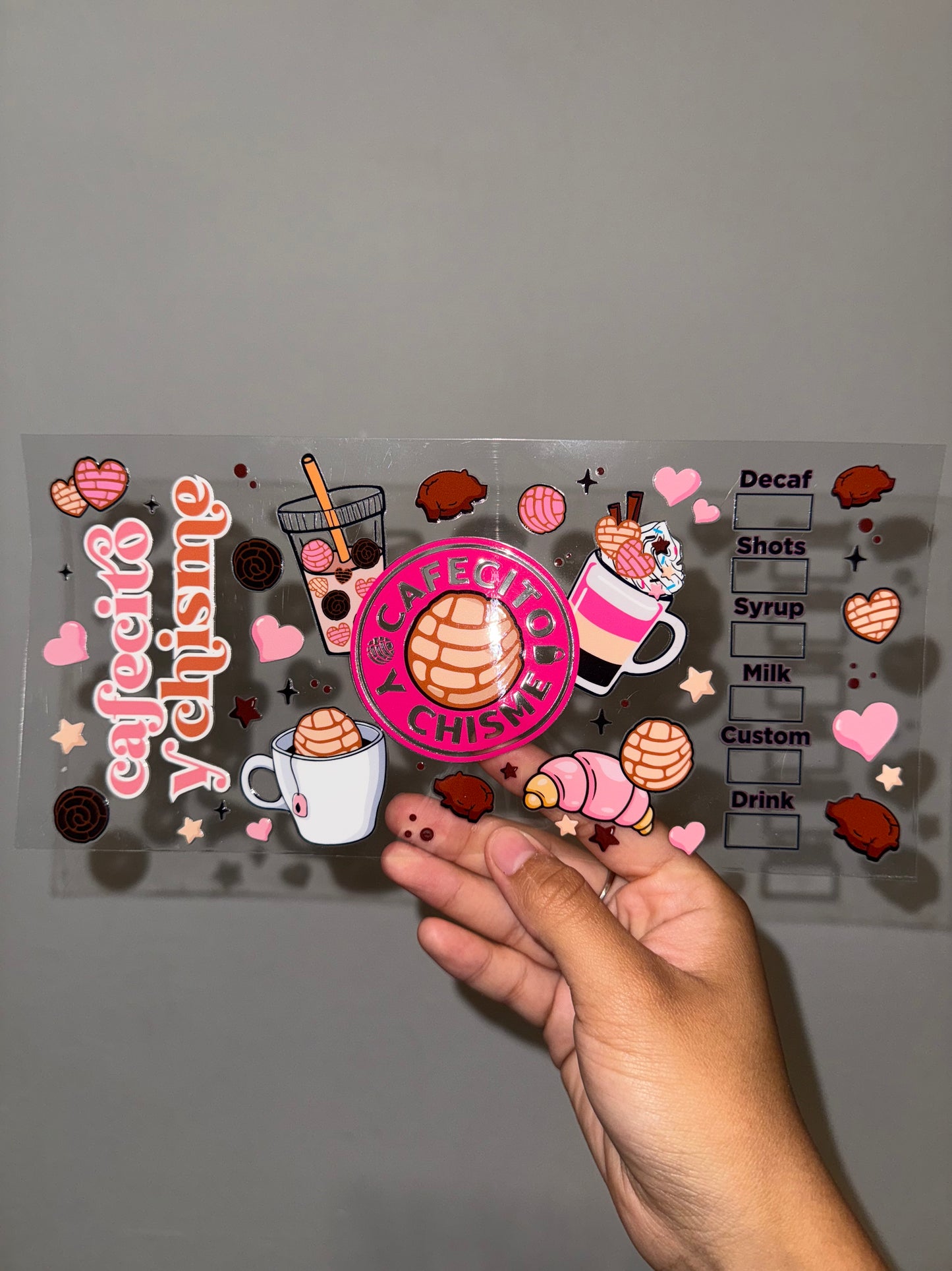Cafecito y chisme pink wrap