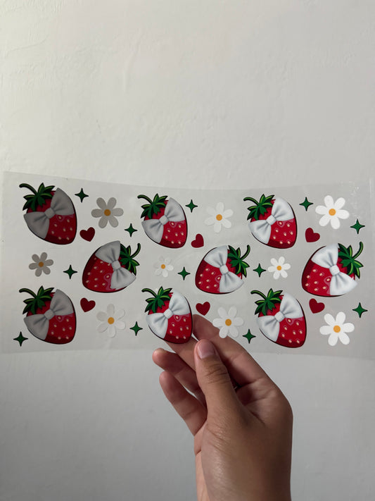 Strawberry white ribbons wrap